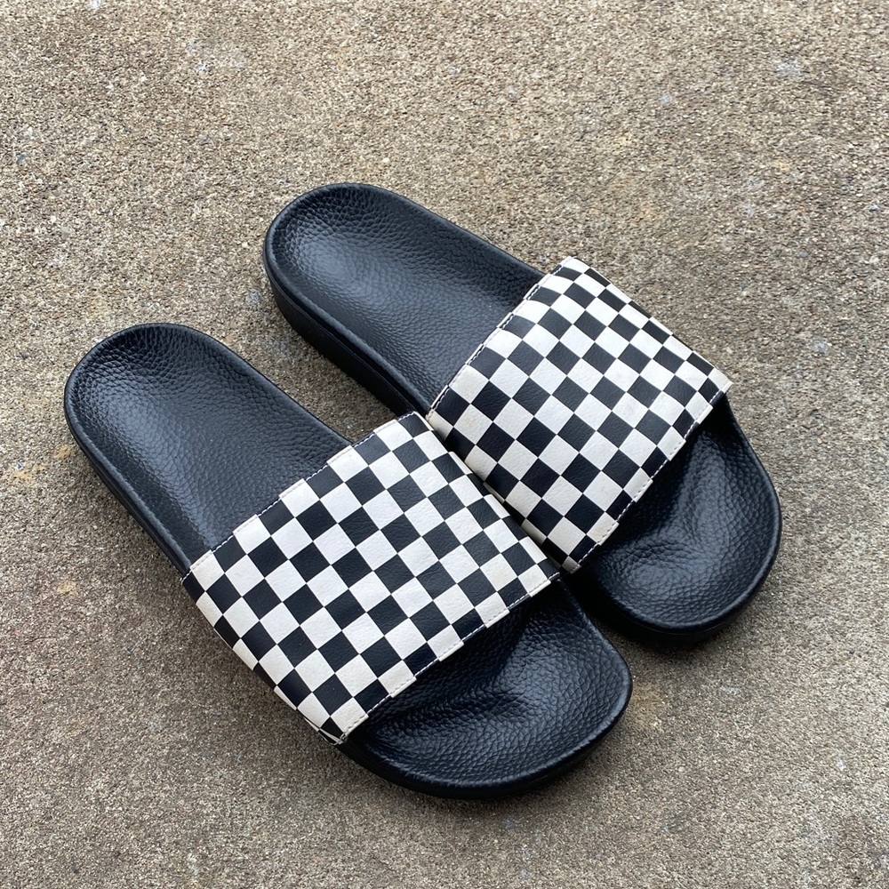 VANS black and white checkered slides